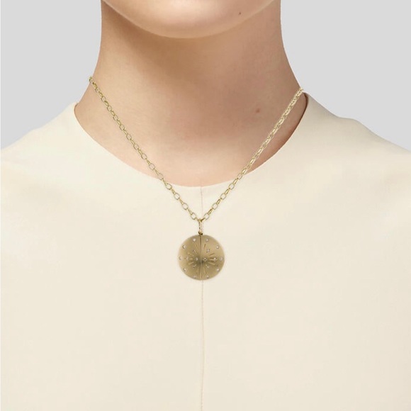 KC DESIGNS 14k Gold and Diamond Winged Starburst Locket, Large - Picture 3 of 4